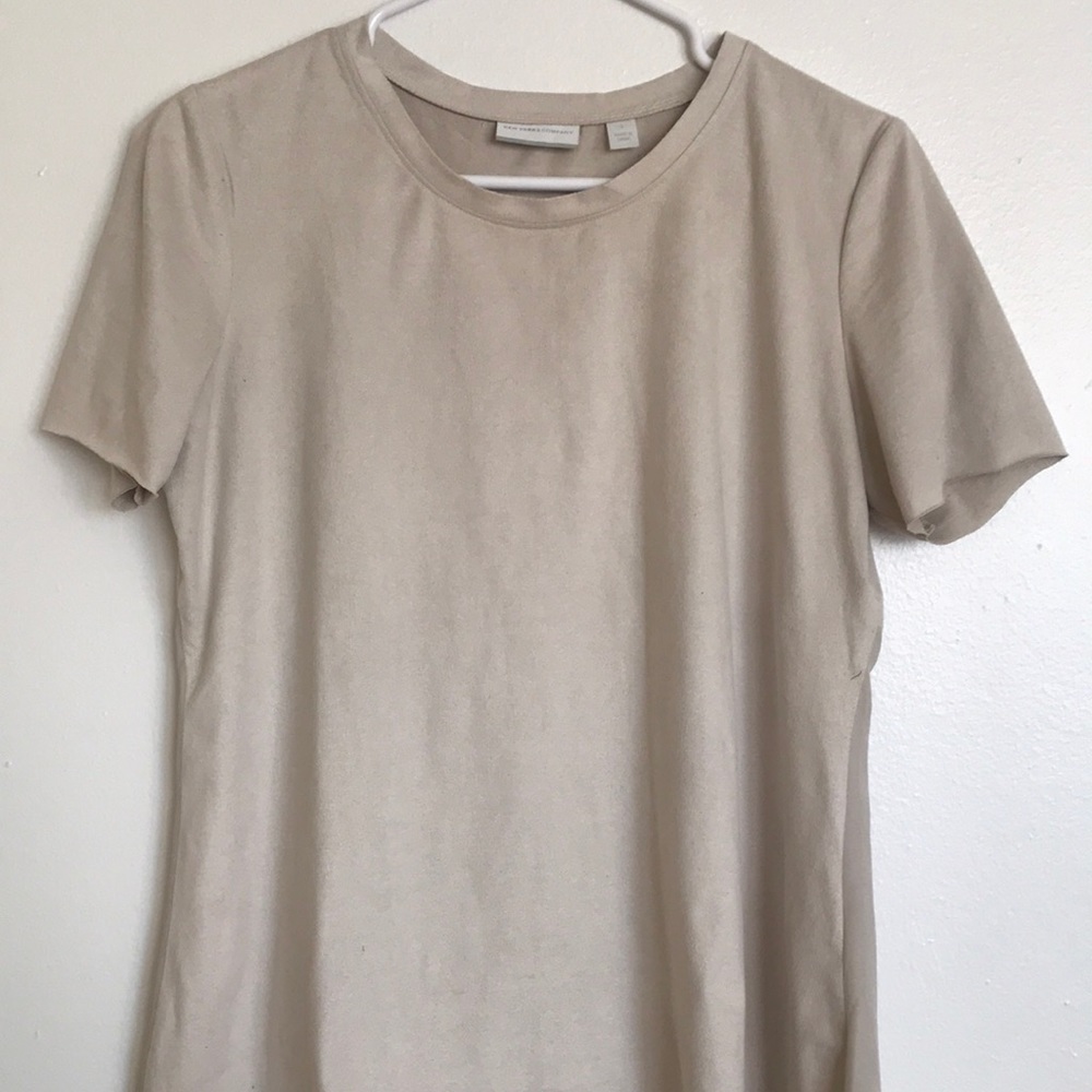 Crew neck velvety soft blouse